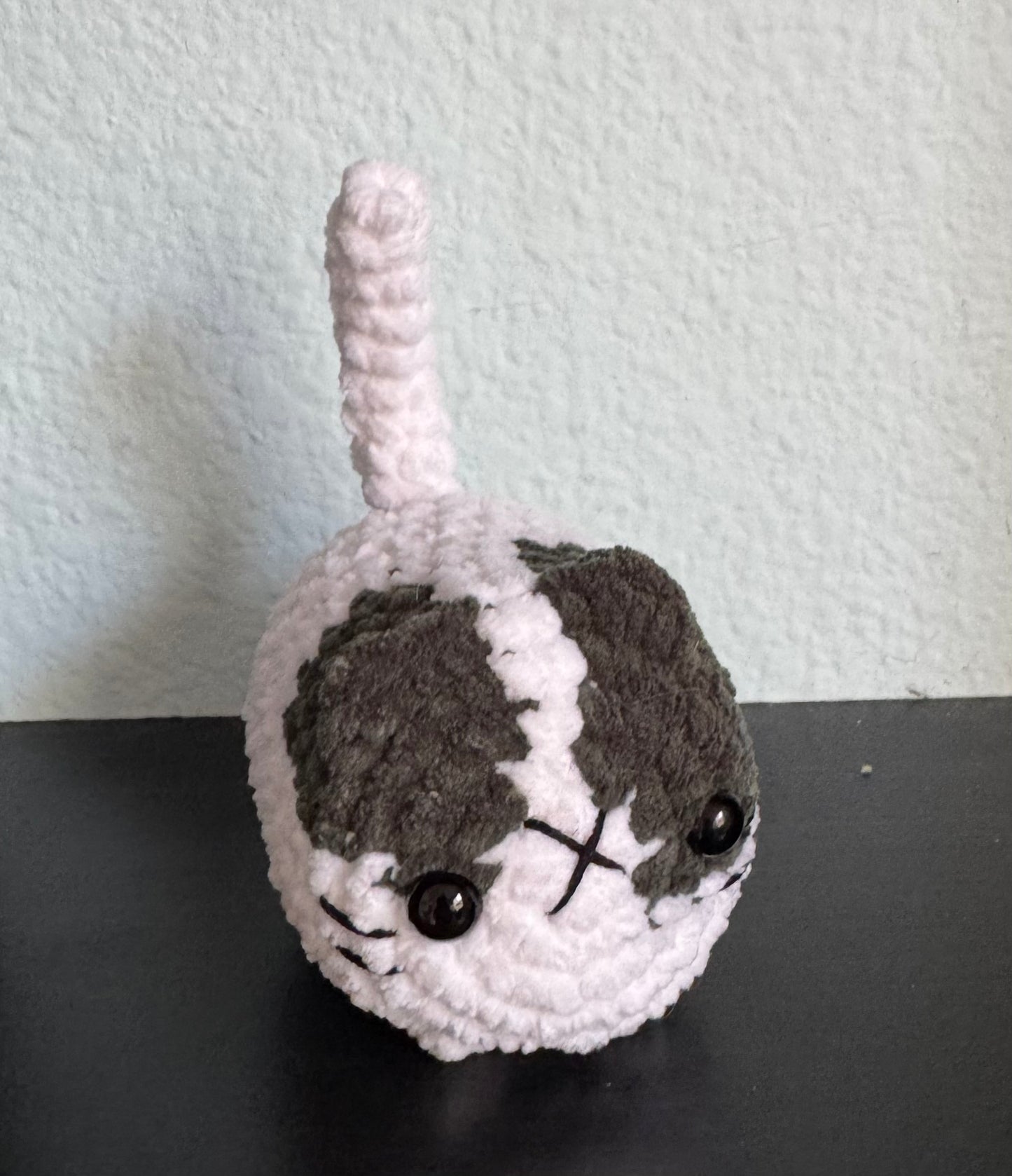 Loaf cat